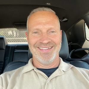 Meet your Posher, Tom